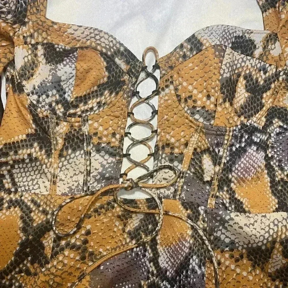 Womens PrettyLittleThing Snakeskin Print Corset Dress - 4 - Picture 3 of 6